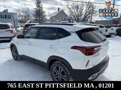 Used 2023 Kia Seltos S image 5