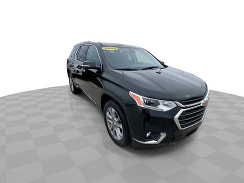 Certified 2020 Chevrolet Traverse Premier image 2