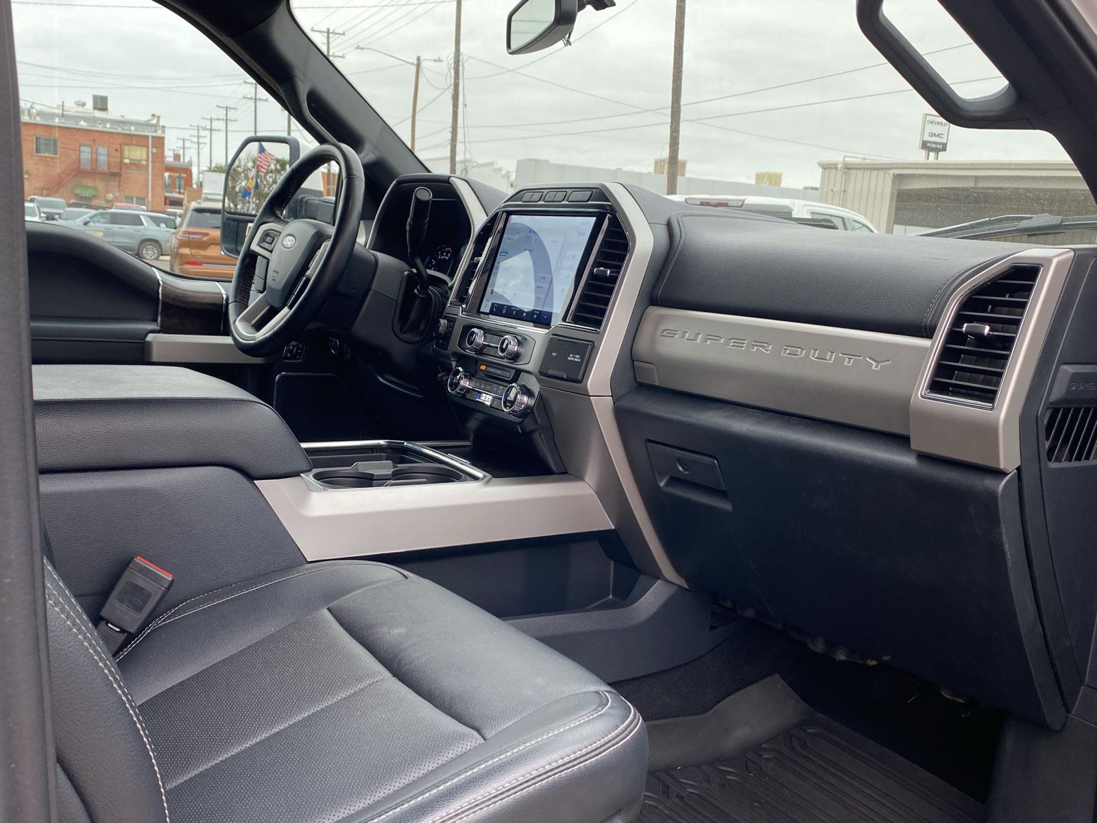 Used 2022 Ford F350 Lariat w/ Lariat Ultimate Package AWD/4WD image 16