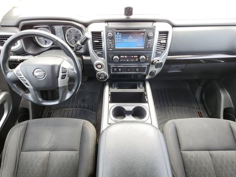 Used 2017 Nissan Titan SV AWD/4WD image 31