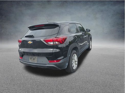 Used 2021 Chevrolet TrailBlazer LS FWD image 5