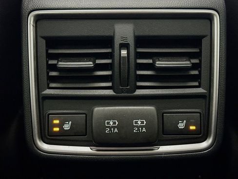 Used 2019 Subaru Forester Touring image 23