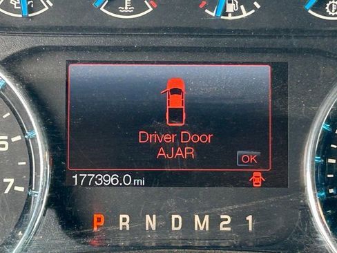 Used 2014 Ford F150 XLT w/ Equipment Group 302A Luxury image 22