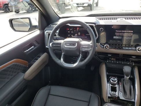 New 2026 GMC Canyon Denali image 13