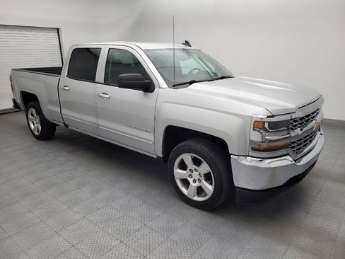 Used 2017 Chevrolet Silverado 1500 LT w/ LT Fleet Plus Package AWD/4WD image 11