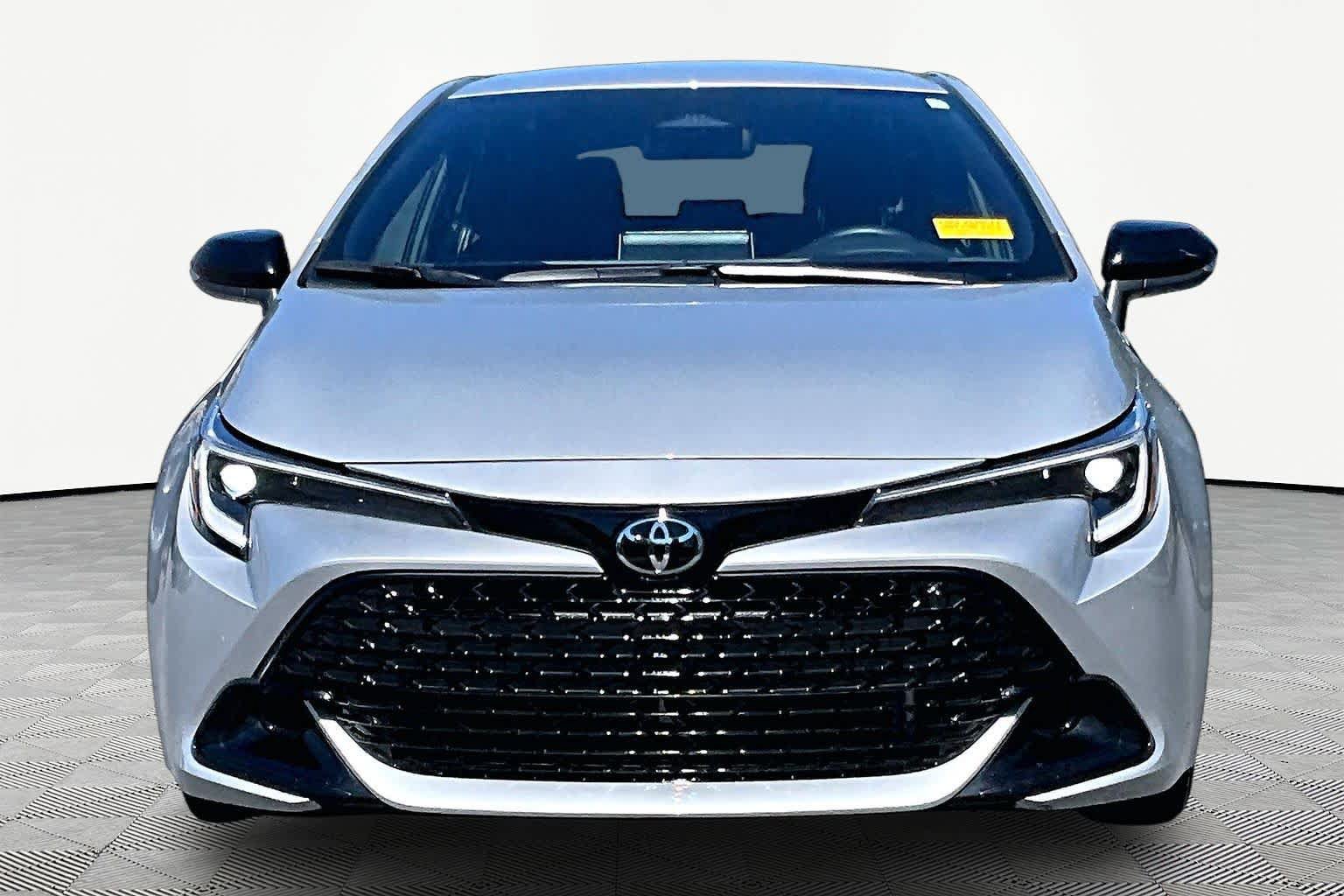 Certified 2026 Toyota Corolla SE FWD image 4