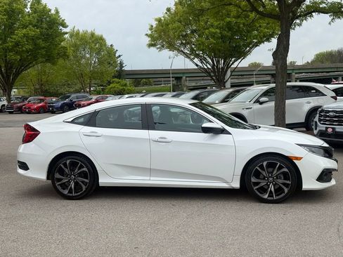 Used 2019 Honda Civic Sport image 5