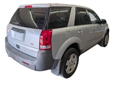 Used 2004 Saturn Vue 2WD V6 image 5