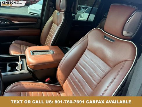 Used 2023 GMC Yukon XL Denali Ultimate AWD/4WD image 29