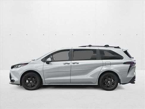 New 2026 Toyota Sienna XLE Woodland Edition AWD/4WD image 3