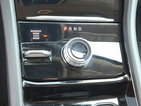 Used 2022 Jeep Grand Cherokee L Limited AWD/4WD image 16