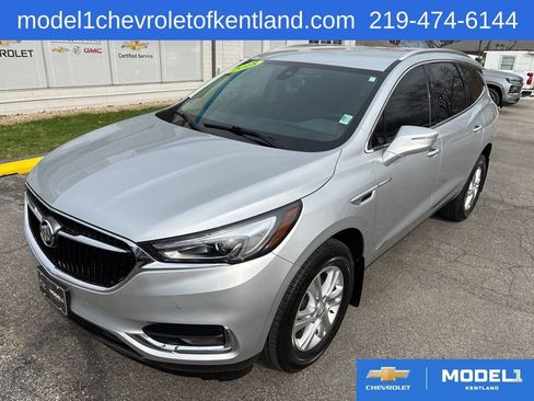 Used 2018 Buick Enclave Premium FWD image 1