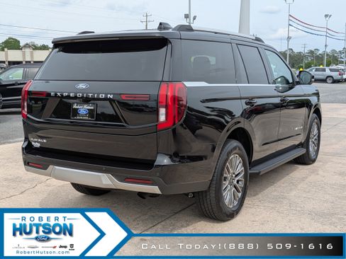 New 2026 Ford Expedition Platinum AWD/4WD image 6