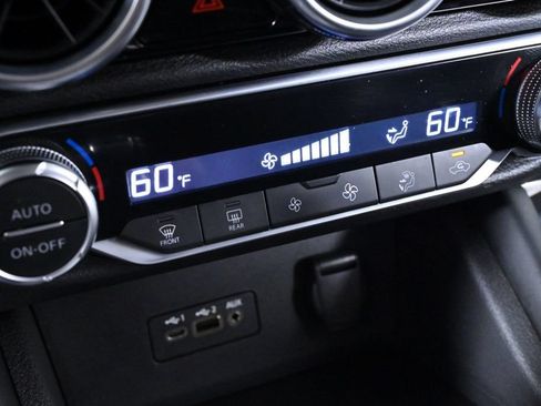Certified 2022 Nissan Sentra SR FWD image 20
