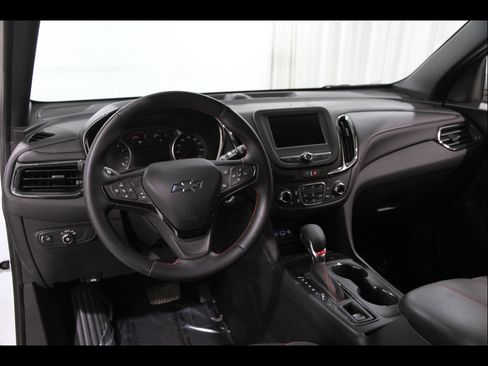 Certified 2024 Chevrolet Equinox RS FWD image 6