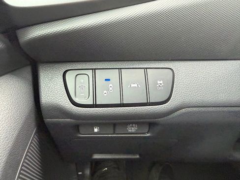 Used 2022 Hyundai Ioniq SE image 23