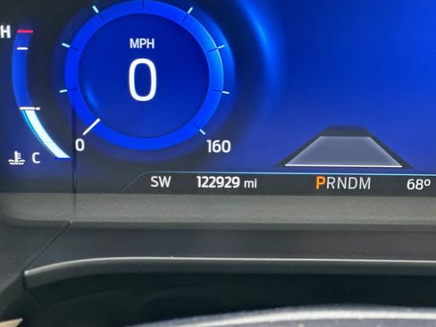 Used 2020 Ford Escape Titanium AWD/4WD image 26