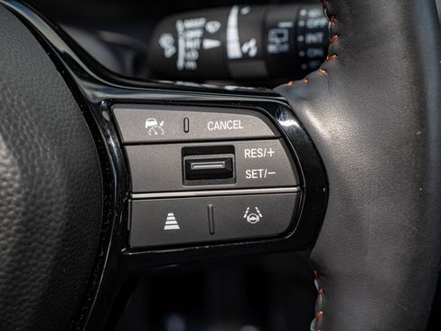 Certified 2024 Honda HR-V Sport image 30