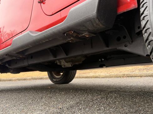 Used 2011 Jeep Wrangler Unlimited Sport w/ Dual Top Group image 18