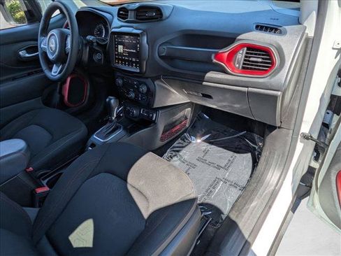 Used 2023 Jeep Renegade Trailhawk AWD/4WD image 21