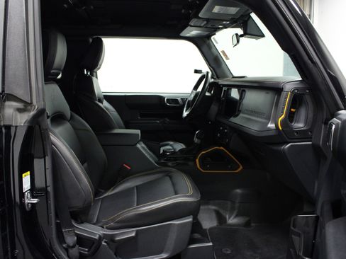 Used 2024 Ford Bronco Badlands image 15