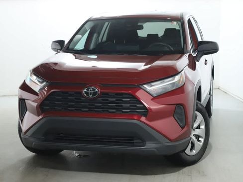 Used 2023 Toyota RAV4 LE FWD image 2