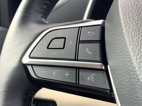 Used 2024 Toyota Highlander XLE AWD/4WD image 24