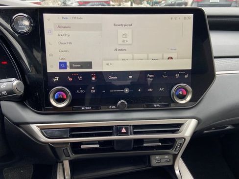 Used 2024 Lexus RX 350 Premium w/ Accessory Package (Z1) AWD/4WD image 19