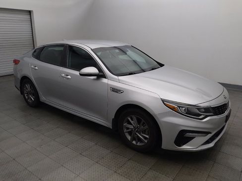 Used 2019 Kia Optima LX FWD image 11