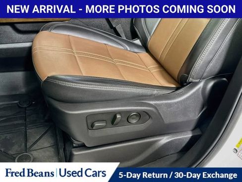 Used 2024 Chevrolet Silverado 1500 High Country w/ High Country Premium Package AWD/4WD image 27