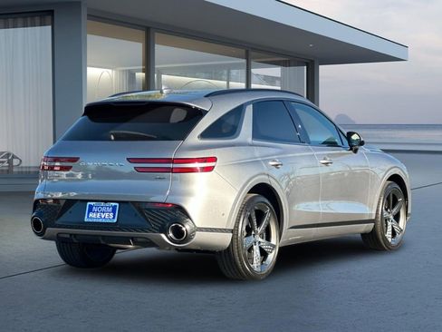 Used 2023 Genesis GV70 2.5T w/ Sport Prestige Package image 4