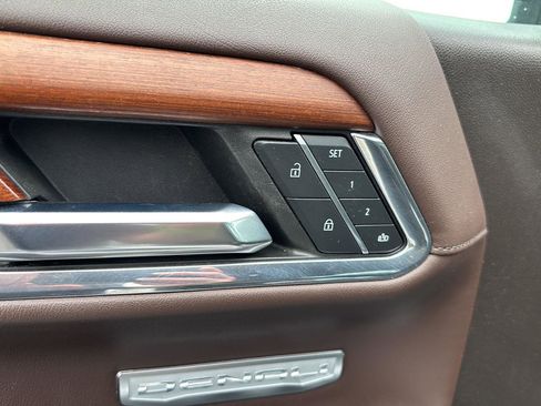 Used 2023 GMC Sierra 1500 Denali image 17