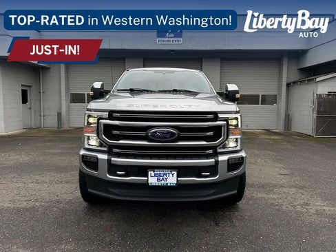 Used 2020 Ford F350 Platinum image 3