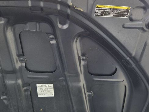 Used 2019 Toyota Corolla SE w/ SE Premium Package image 31