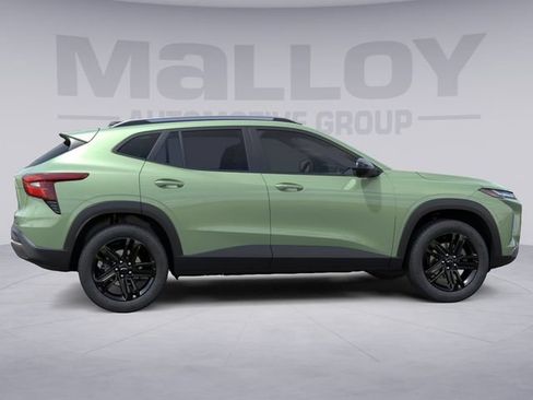 New 2026 Chevrolet Trax ACTIV w/ Sunroof Package FWD image 6