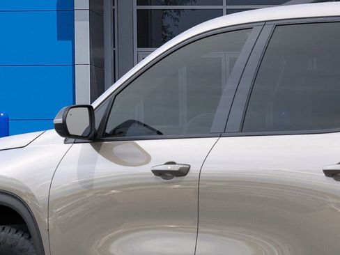 New 2026 Chevrolet Traverse Z71 image 13