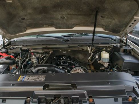 Used 2009 GMC Yukon XL SLT image 13