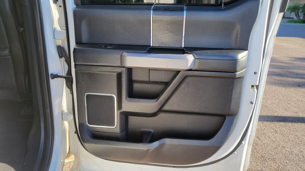 Used 2019 Ford F150 Platinum w/ Equipment Group 701A Luxury AWD/4WD image 19