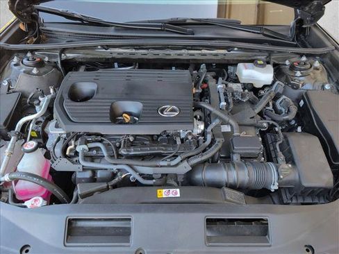 Used 2025 Lexus ES 300h w/ Premium Package FWD image 24