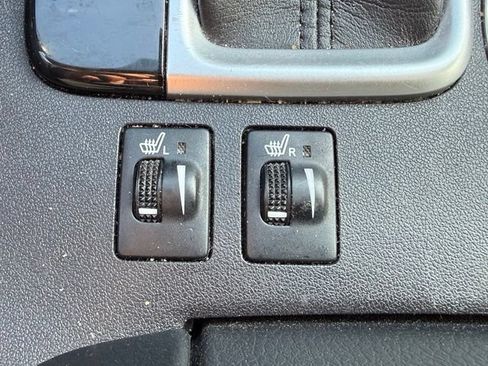 Used 2018 Toyota Highlander XLE AWD/4WD image 21