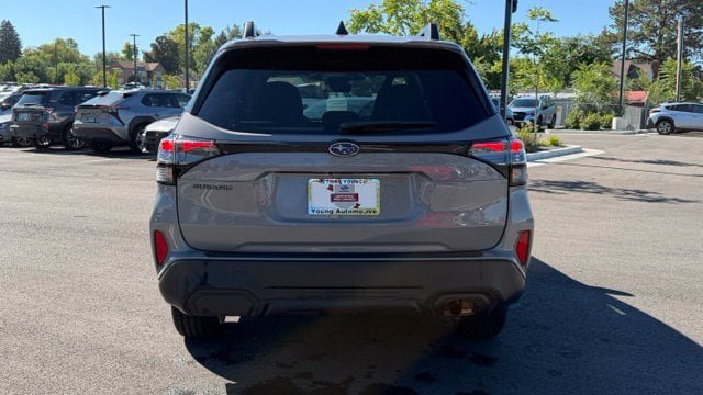 Used 2026 Subaru Forester Premium AWD/4WD image 6