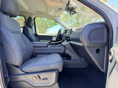 Certified 2025 Ford Expedition Max Active AWD/4WD image 13