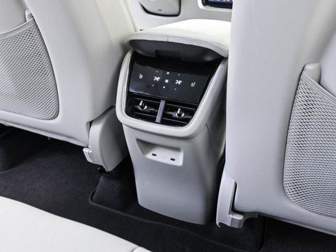 Used 2025 Volvo EX90 Ultra AWD/4WD image 21