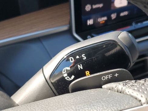 New 2026 Volkswagen Tiguan SEL R-Line image 29