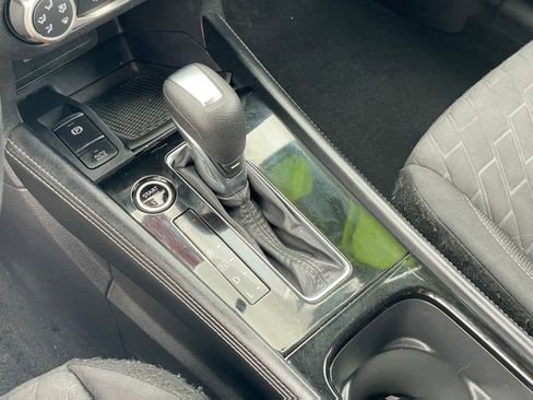 Certified 2023 Nissan Kicks SV FWD image 15