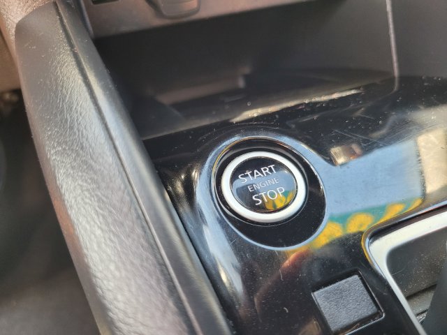 Certified 2025 Nissan Versa SV FWD image 26