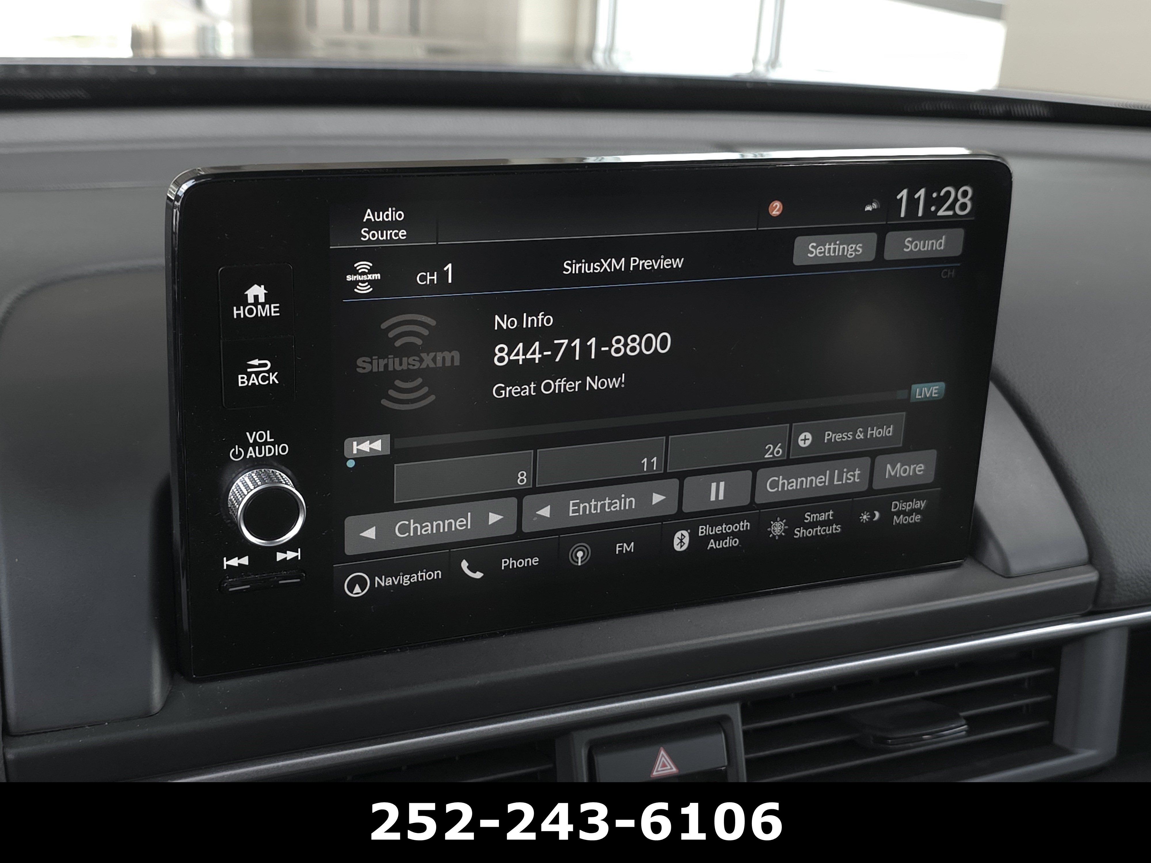 Used 2025 Honda Pilot Touring image 20