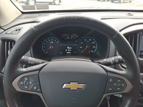 Used 2021 Chevrolet Colorado Z71 AWD/4WD image 18