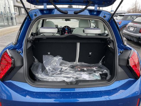 New 2026 MINI Cooper 2-Door Hardtop FWD image 10