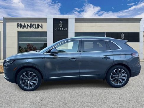 Used 2023 Lincoln Nautilus Reserve w/ Equipment Group 201A AWD/4WD image 4